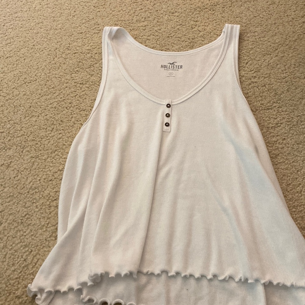 3 button loose tank